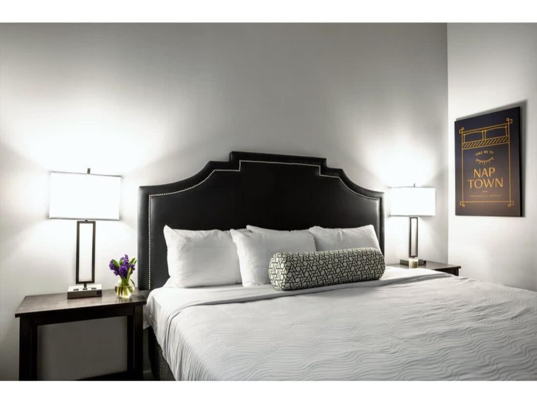 Bold 2Br 2Ba In The Block Apartment By Cozysuites! 印第安納波利斯 外观 照片