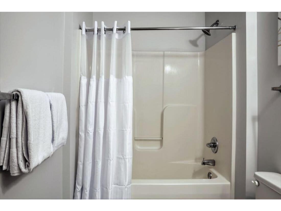 Bold 2Br 2Ba In The Block Apartment By Cozysuites! 印第安納波利斯 外观 照片