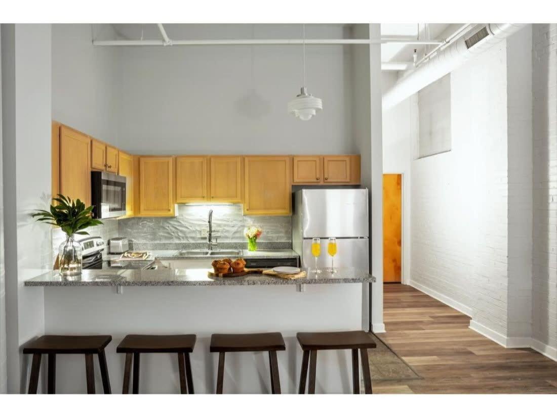Bold 2Br 2Ba In The Block Apartment By Cozysuites! 印第安納波利斯 外观 照片